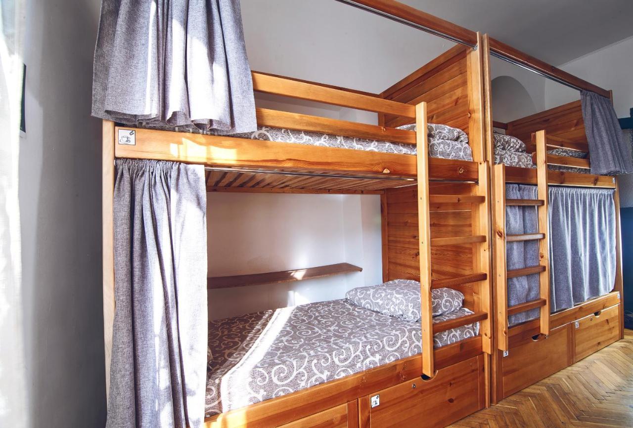 Coffee Home Hostel Lviv Extérieur photo