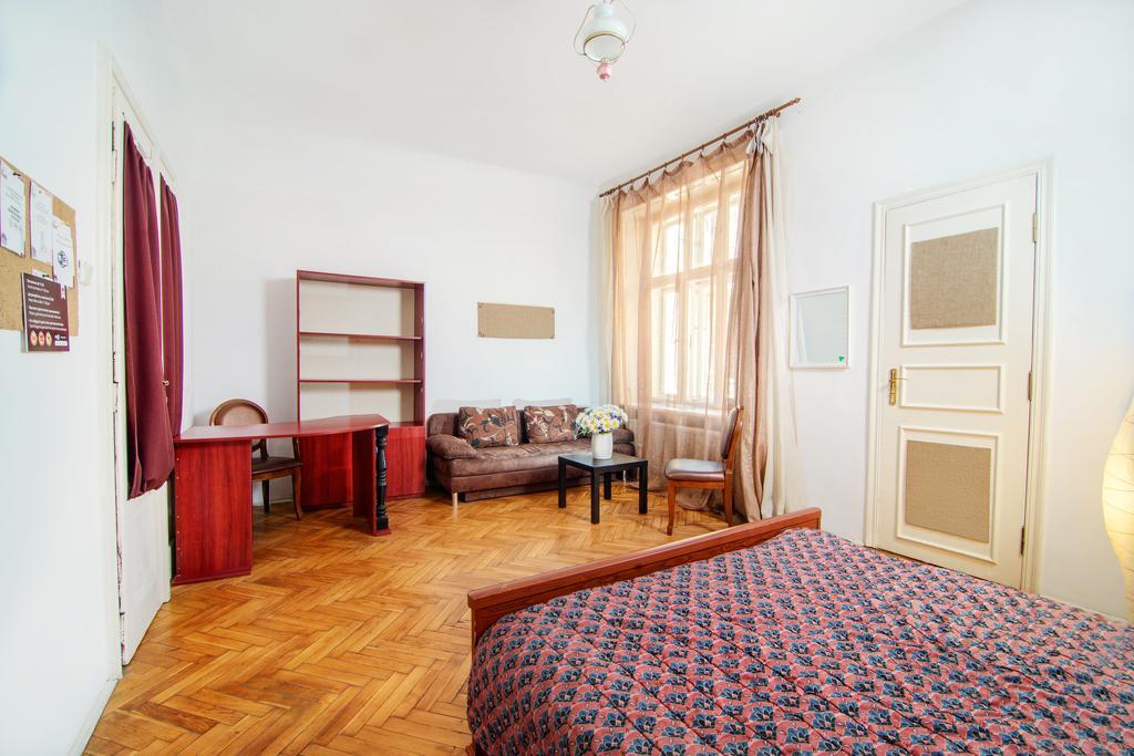 Coffee Home Hostel Lviv Chambre photo
