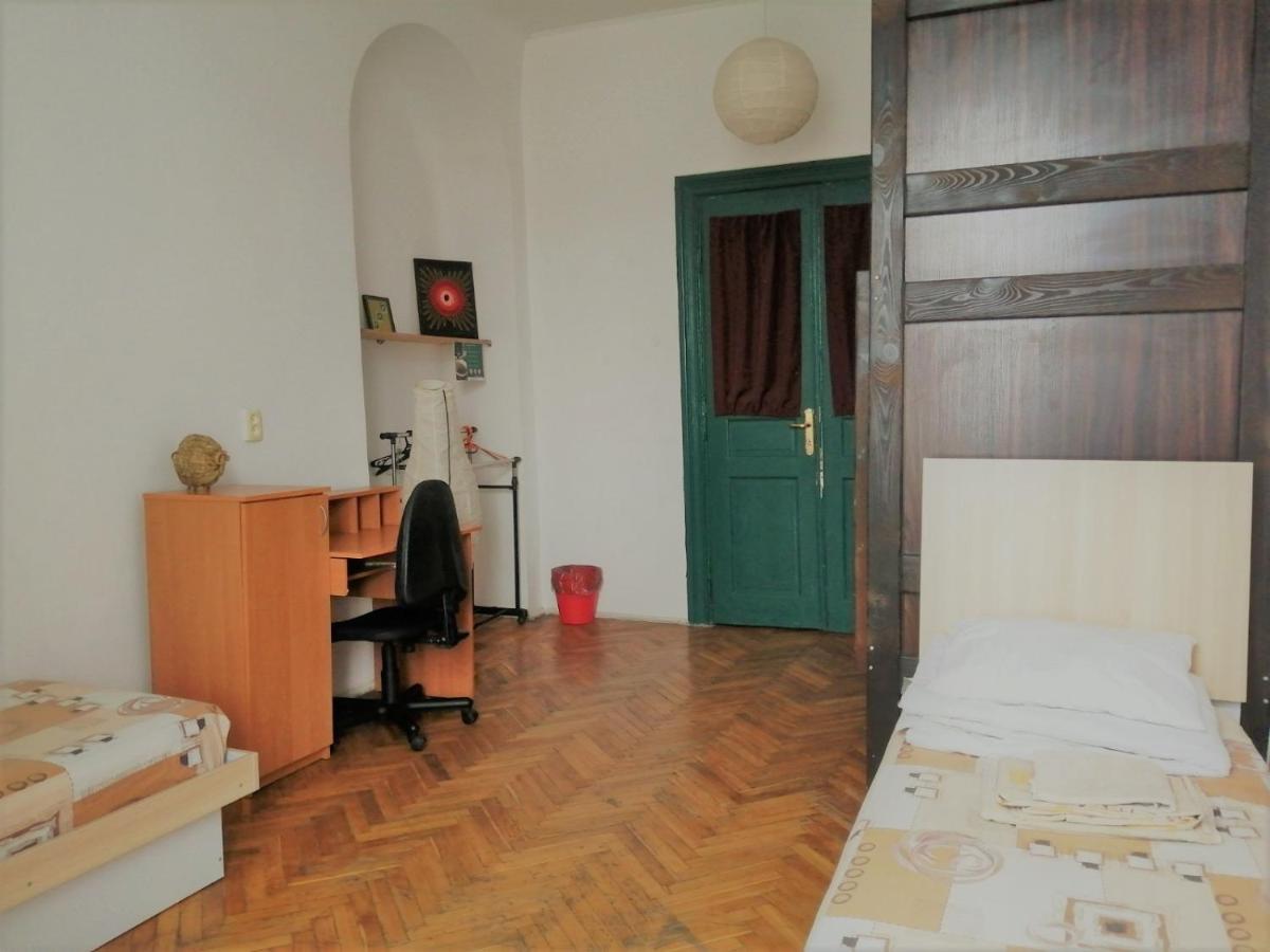 Coffee Home Hostel Lviv Extérieur photo